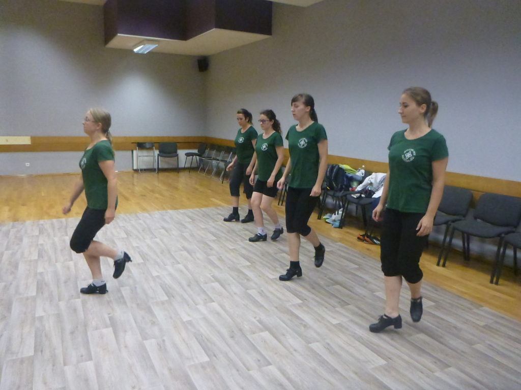 Quirky Encounters: Irish Dancing in Gdańsk, Poland with Animus Saltandi and Dziewczyna w żółtych Spodniach