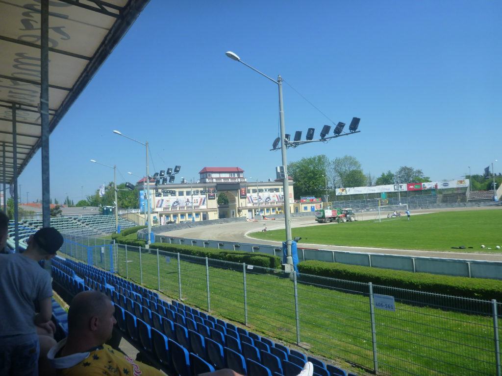 A Polish 8th Division football match in a 15,000 seater stadium!!