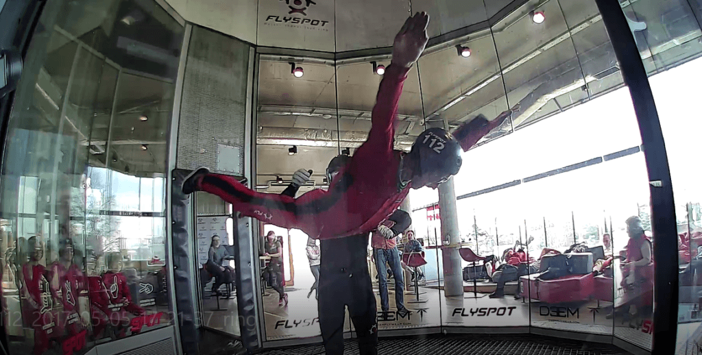 Dziwaczne Odkrycia: Indoor Sky Diving With Tinggly at Flyspot, Mory, Warszawa