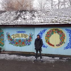 Magiczne Miasto: Touring the Beautiful Flower Covered Village of Zalipie