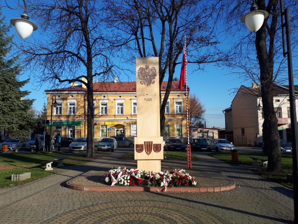 Magiczne Miasta: Randomly in Radymno, The Best Sights - War Memorial