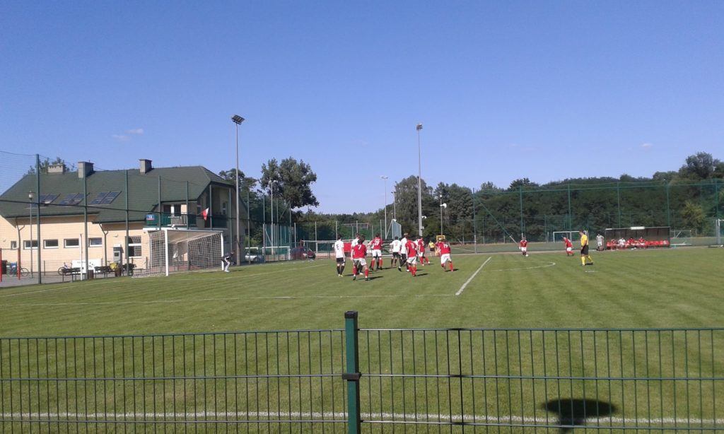 Śmieszne Historie o Piłce Nożnej w Polsce: Attending the "Otwock Train Line Derby", Józefovia Seconds 1-3 PKS Radość