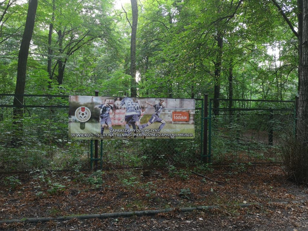Finally found the stadium in a forest: Getting to the Kolejarz Łódź stadium