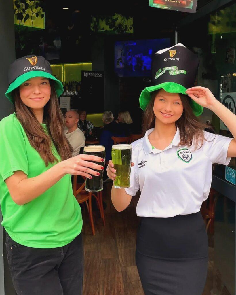 Piątkowe Picie: Grass - The BEST Football Bar In Gdańsk